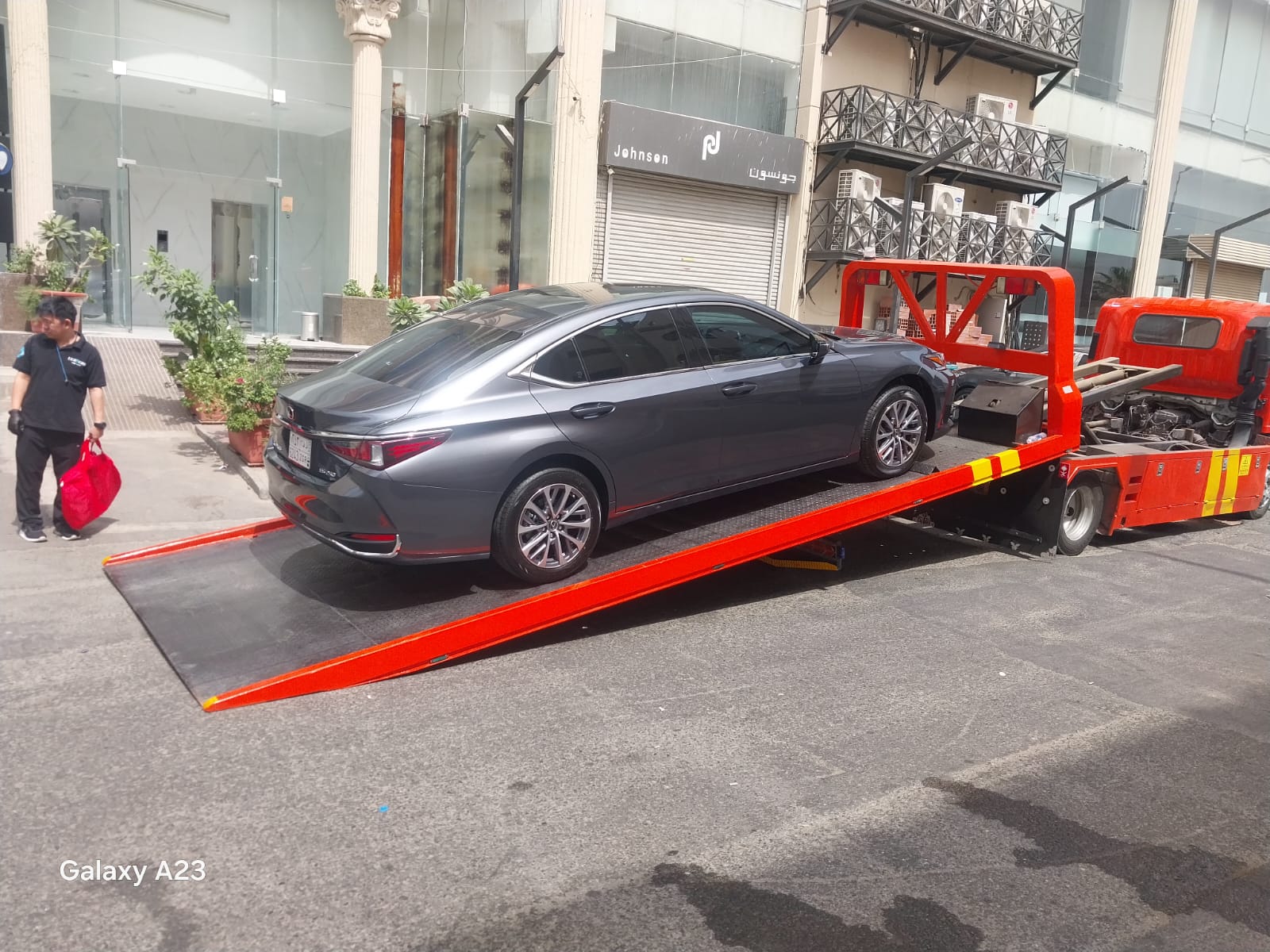 تقنية متطورة